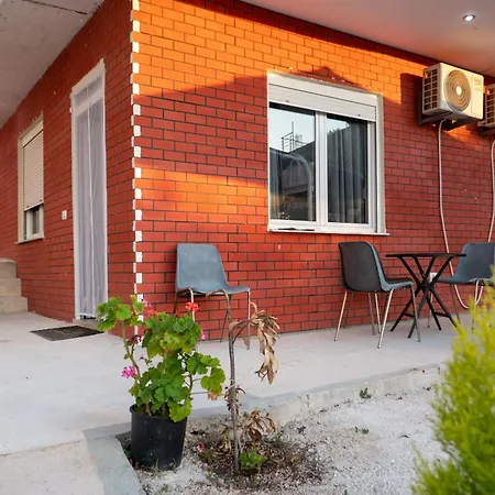 Kejd Apartment